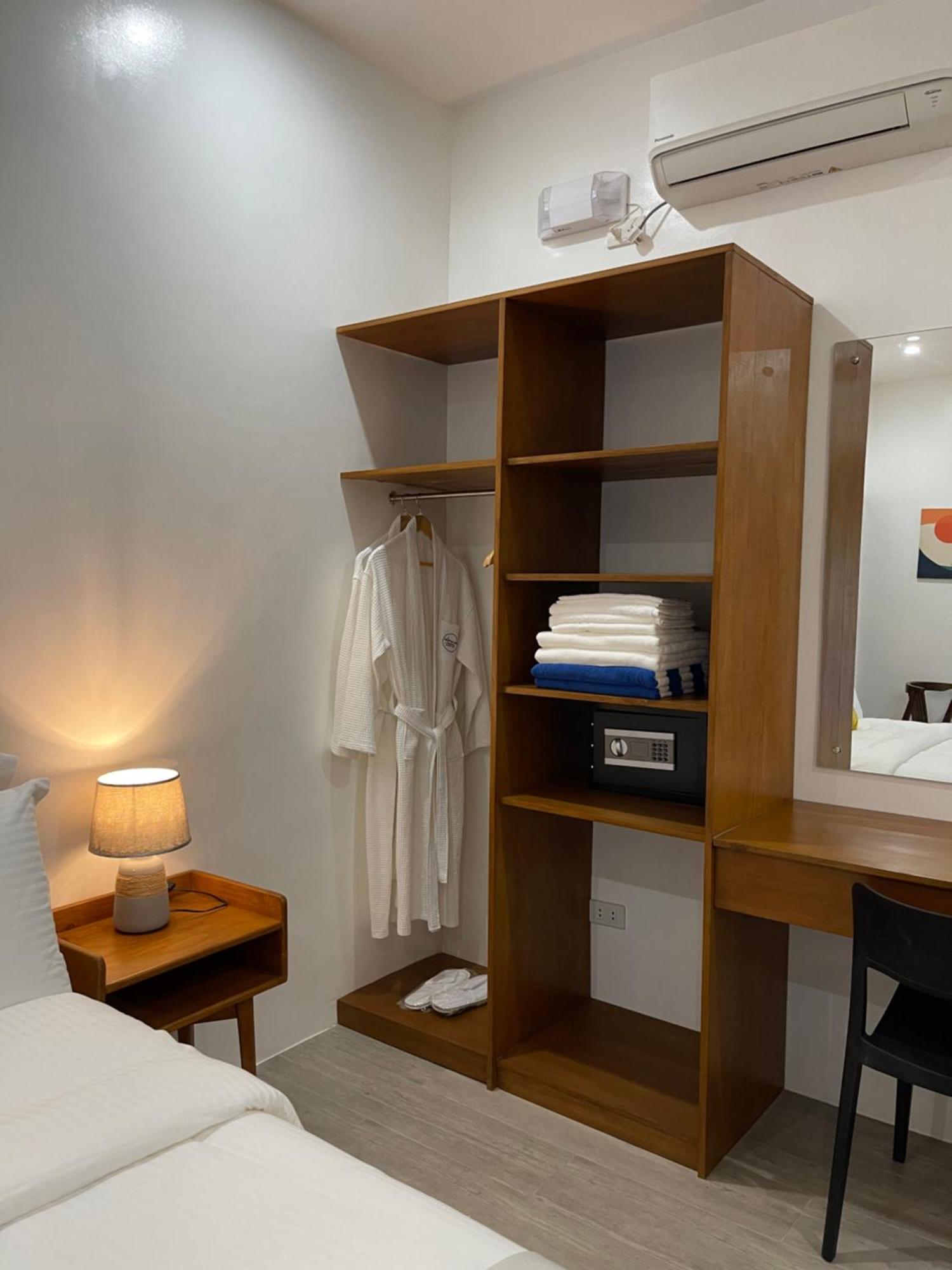 Thistle Inn Panglao Habitación foto